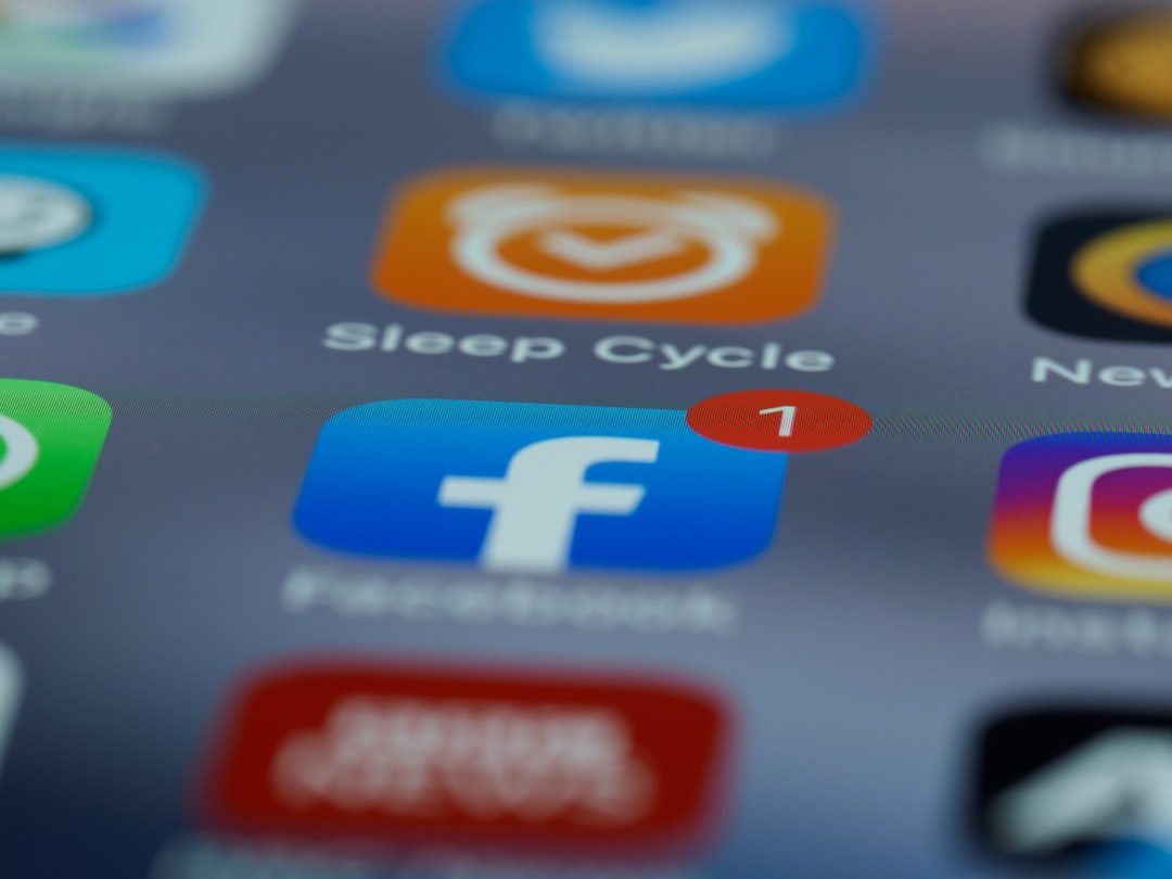 Meta e YouTube Dichiarati Negligenti in un Caso Storico sull'Uso dei Social Media