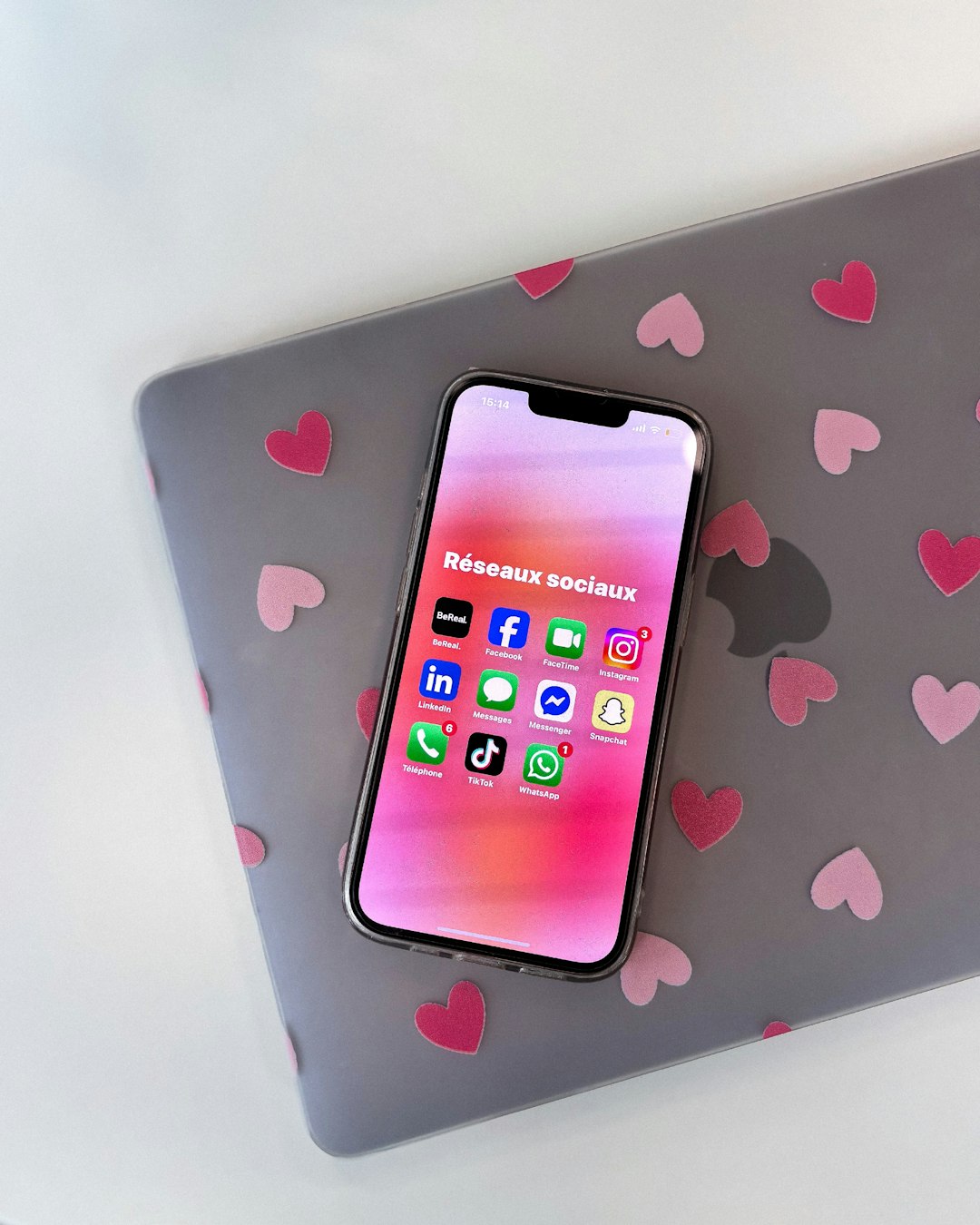 Threads di Meta Oltre la Conversazione L'Evoluzione Inattesa di un Social Network