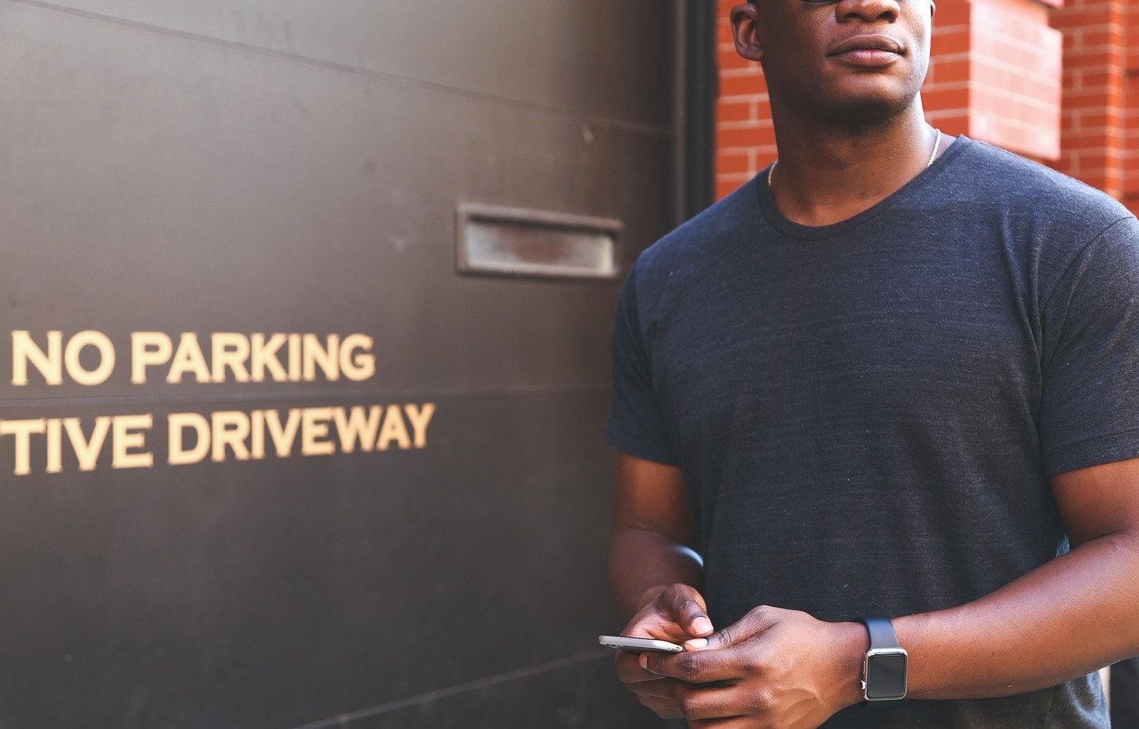 Apple Mette Annunci Pubblicitari su Mappe per Incrementare i Ricavi dei Servizi