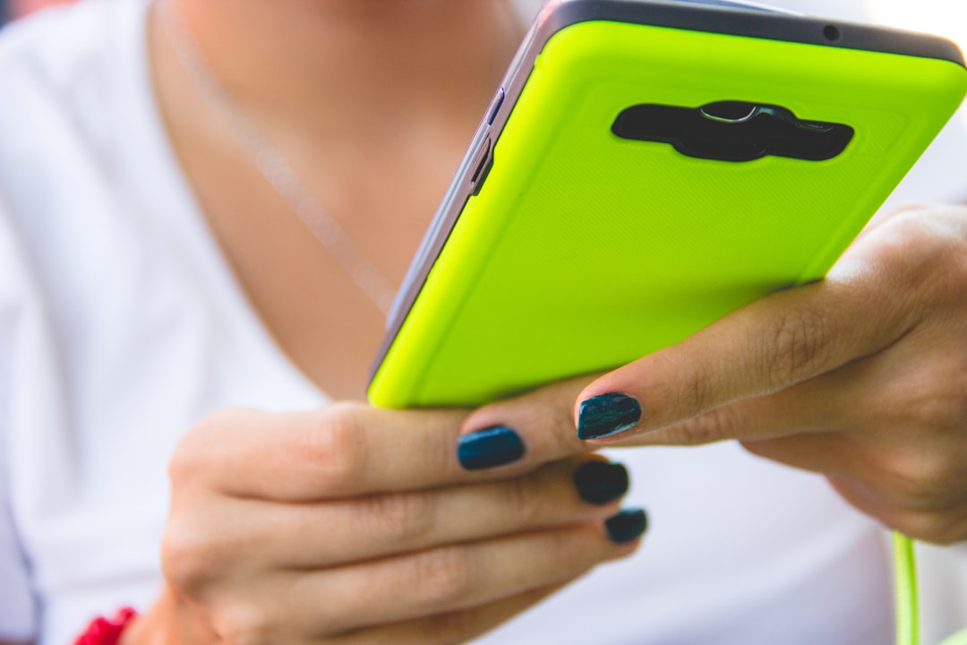 Rivoluzione Mobile Samsung Galaxy S26 Abbraccia AirDrop di Apple per una Condivisione Senza Confini