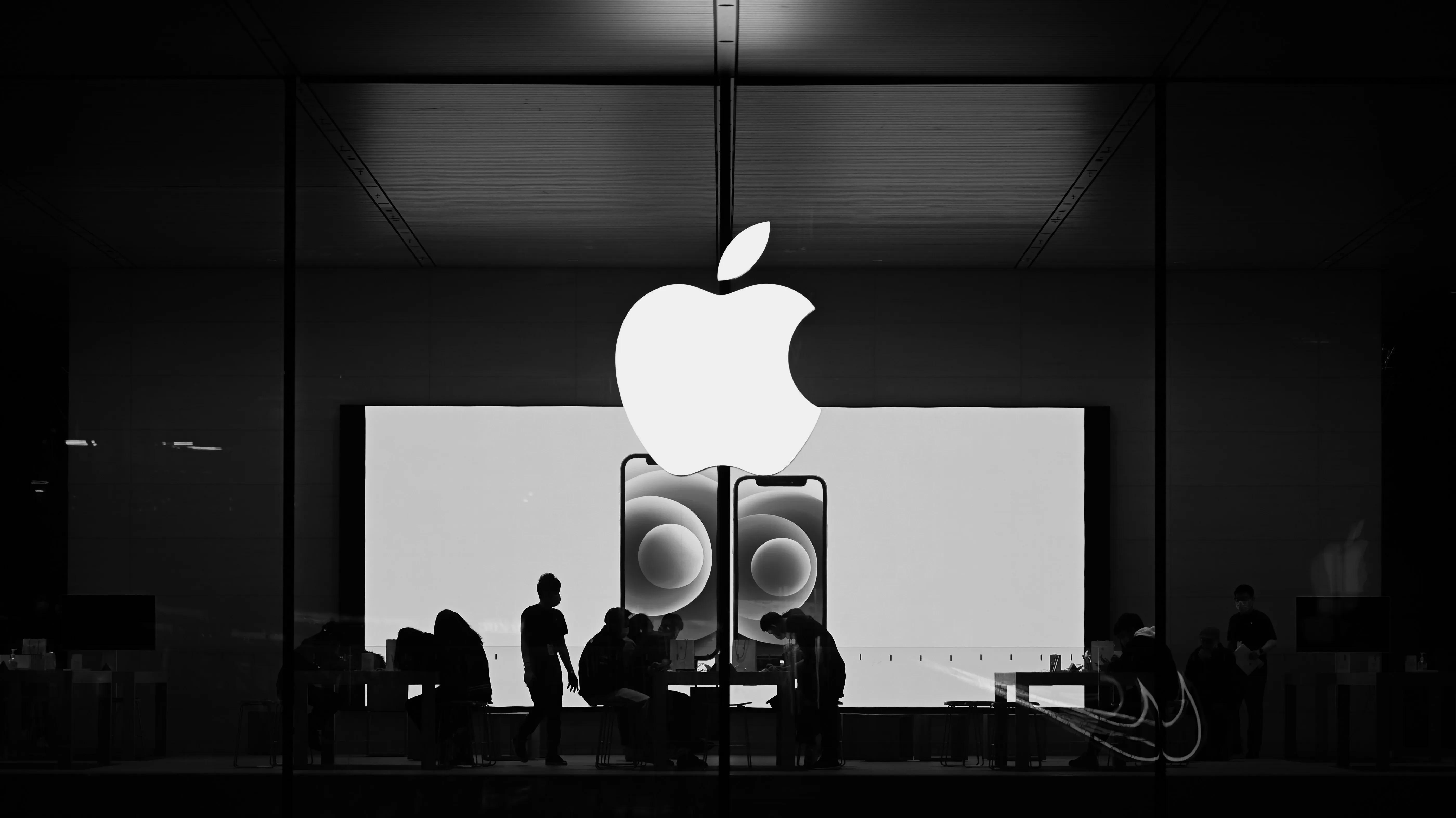 Apple Accused of Union Discrimination in New Unfair Labor Practice Charge