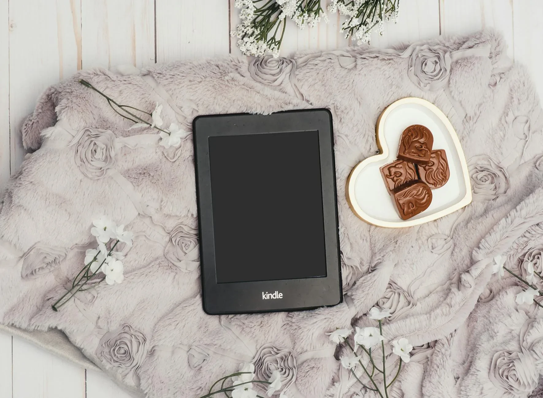Unmissable Deal: Kindle Paperwhite Hits Best Price of the Year