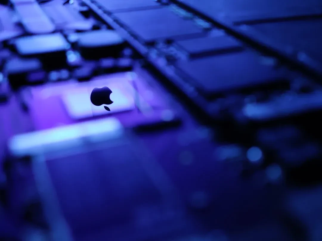 Apple Intelligence Revolutionizes Mac and iPhone AI Integration in 2026 Details