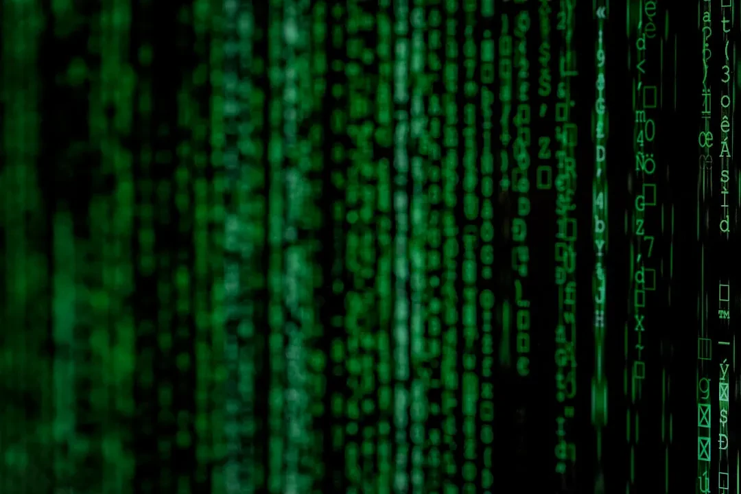 Violazione dei Dati in OpenAI: Hacker Sottraggono Codice e Dati Sensibili dai Dispositivi dei Dipendenti