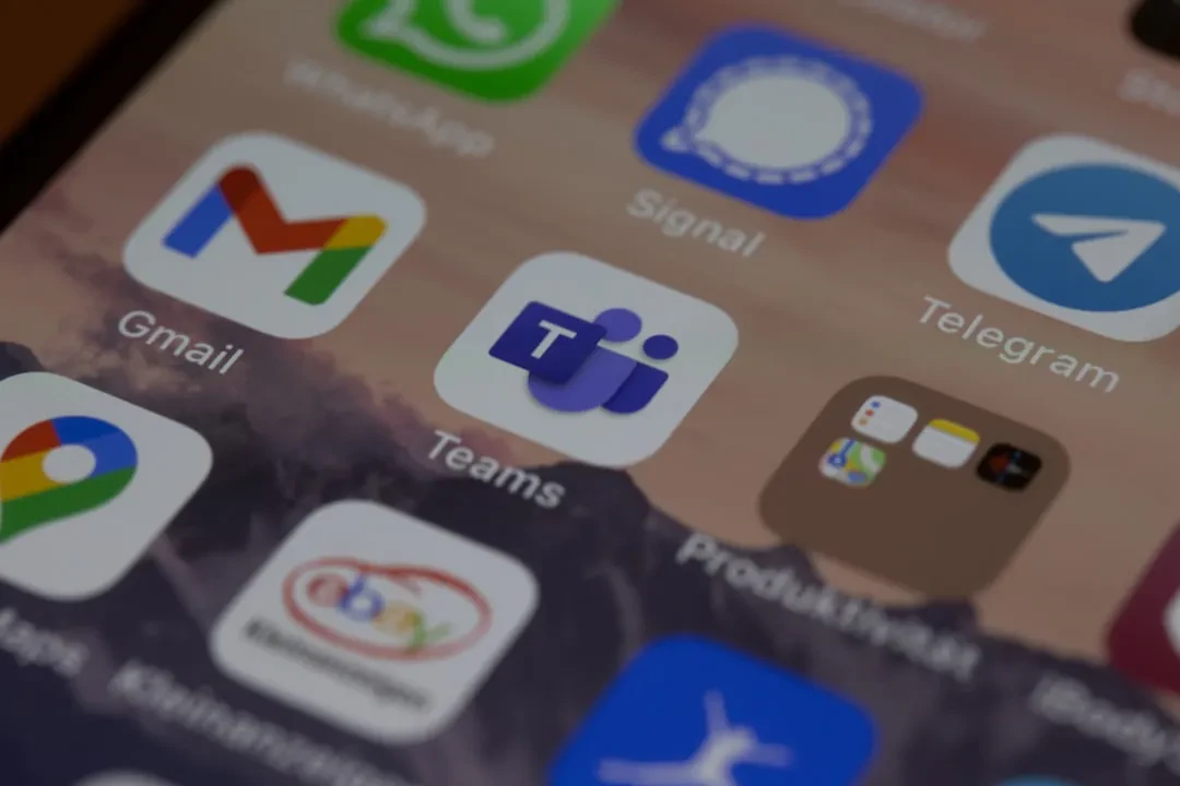Attacco Hacker Russo a Signal Sventato da un Ricercatore di Spyware: La Contro-Pirateria che Svela il Cyberspionaggio