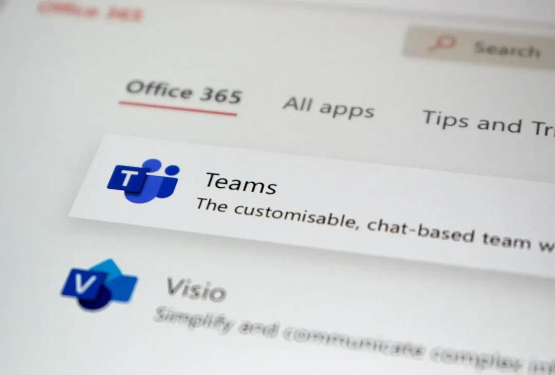 Microsoft Elimina il ‘Together Mode’ di Teams La Fine di una Stanza Virtuale Condivisa