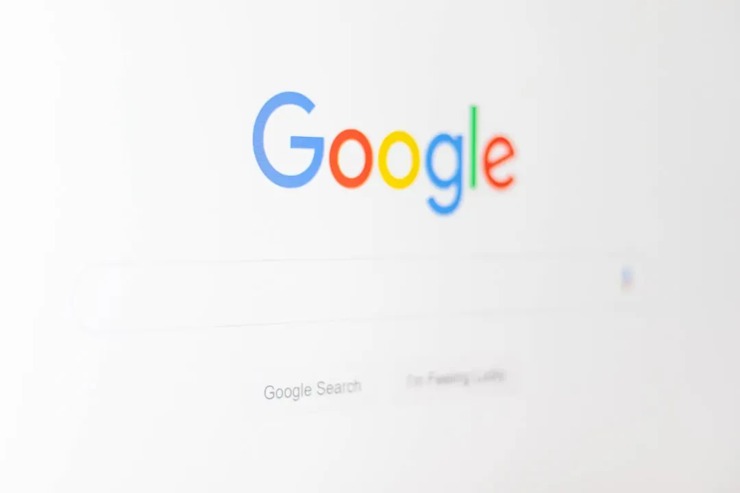 Google Integra Street View in Project Genie e Potenzia la Ricerca con AI: SynthID, Cerchi e Agenti Intelligenti