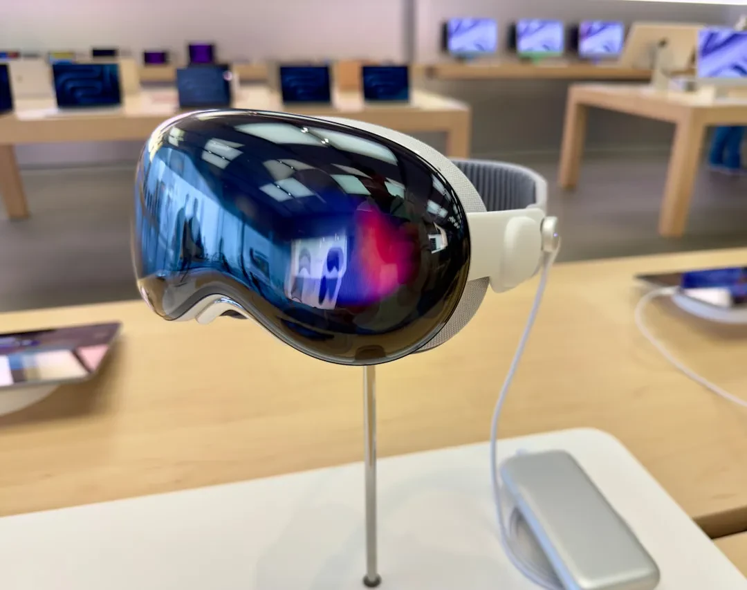 Apple 2026: Display Quad-Curve per iPhone 19 Pro, MacBook Pro OLED e Nuove Funzioni Salute in India