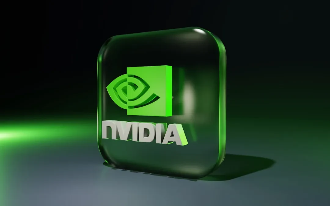NVIDIA sfida Apple con il chip RTX Spark e presenta il robot umanoide Isaac Gr00t