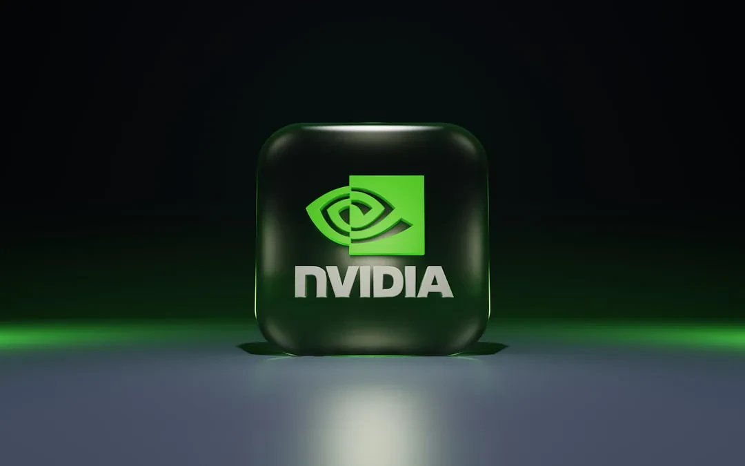 Boom dell'AI: Alphabet investe 80 miliardi, Nvidia punta ai PC, Florida fa causa a OpenAI