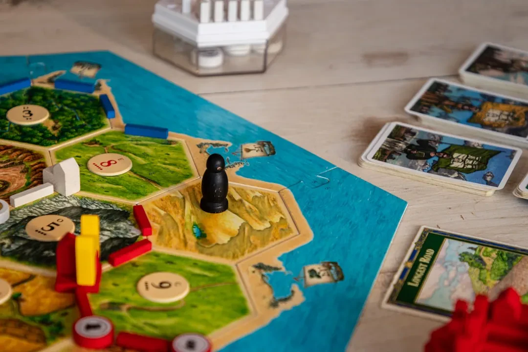 Il revival dei videogiochi classici tra Theos Cities of Myth e la nuova legge californiana sulla preservazione digitale
