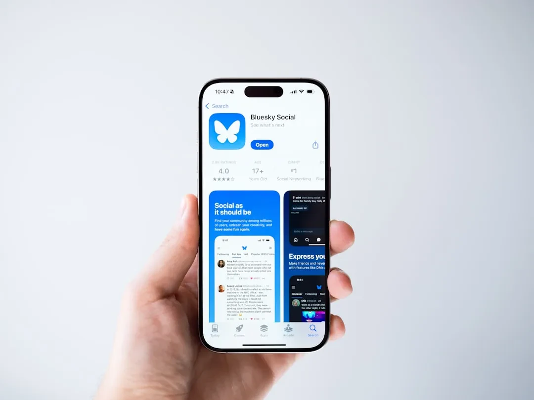 Bluesky lancia le comunità stile Reddit: una nuova era per i social decentralizzati