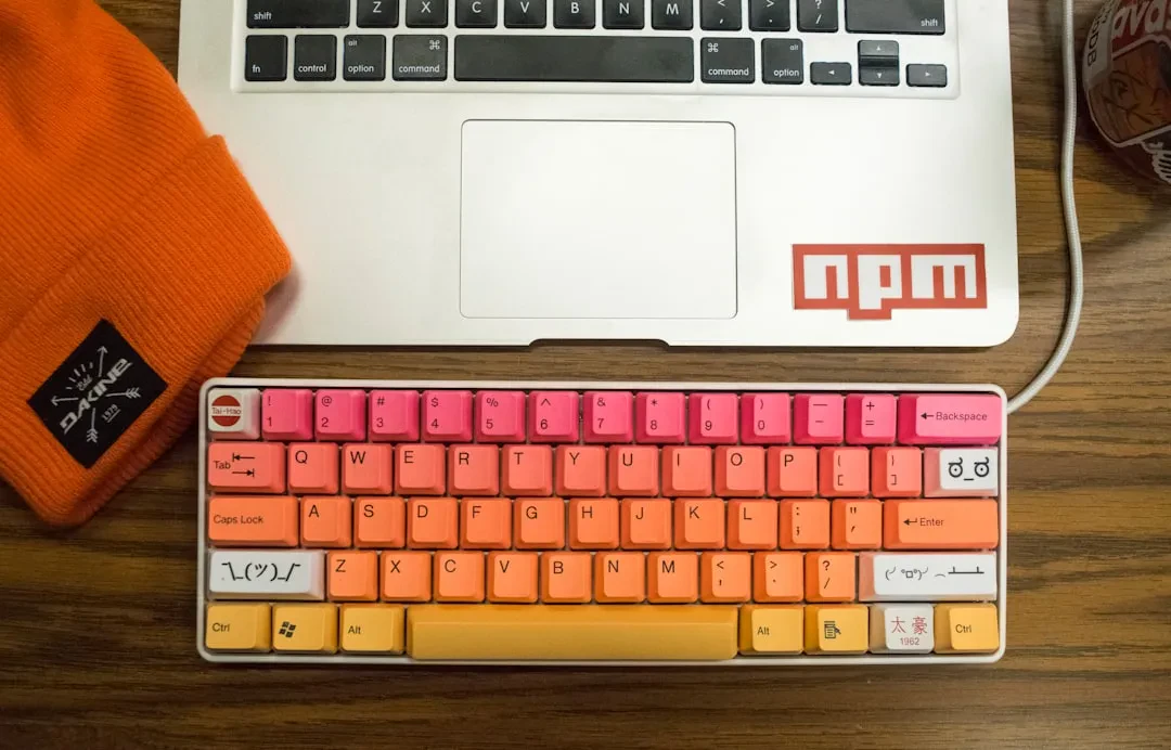 Attacco alla supply chain NPM: decine di pacchetti Red Hat compromessi con backdoor