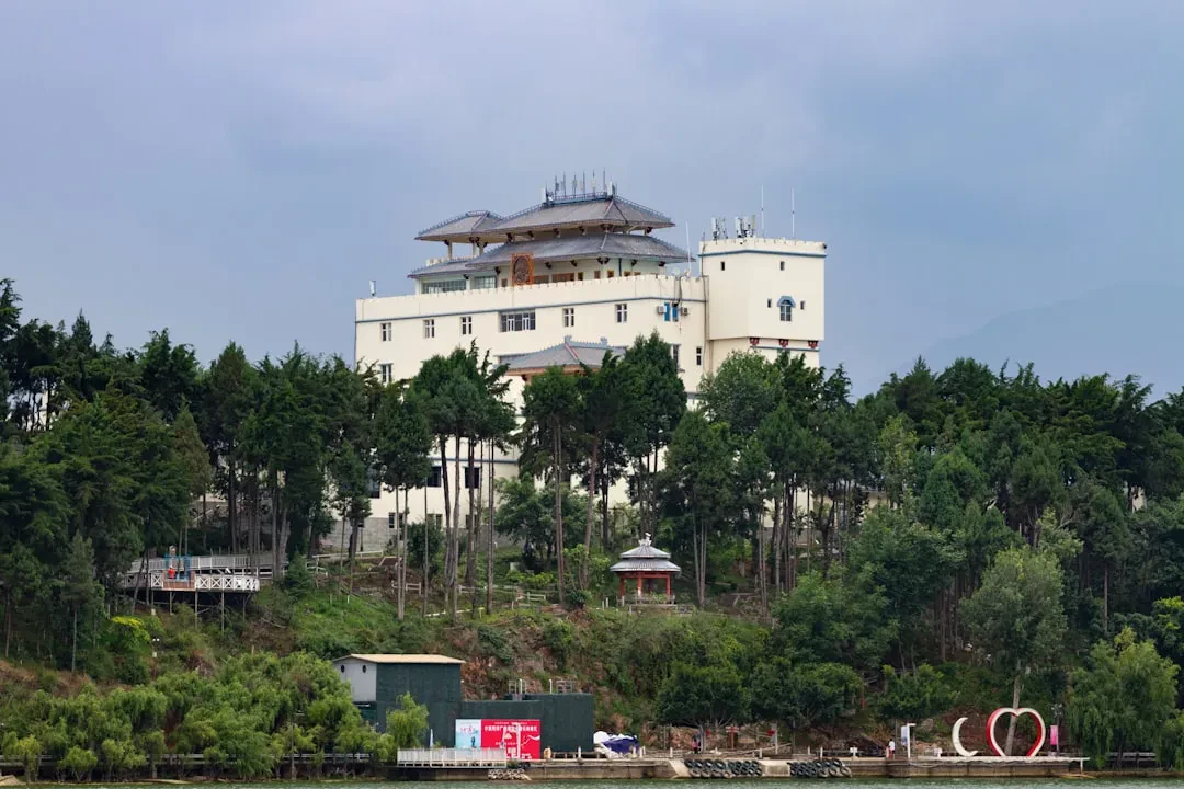 Chinese Nuclear Power: Europe Faces a New Tech Dependency