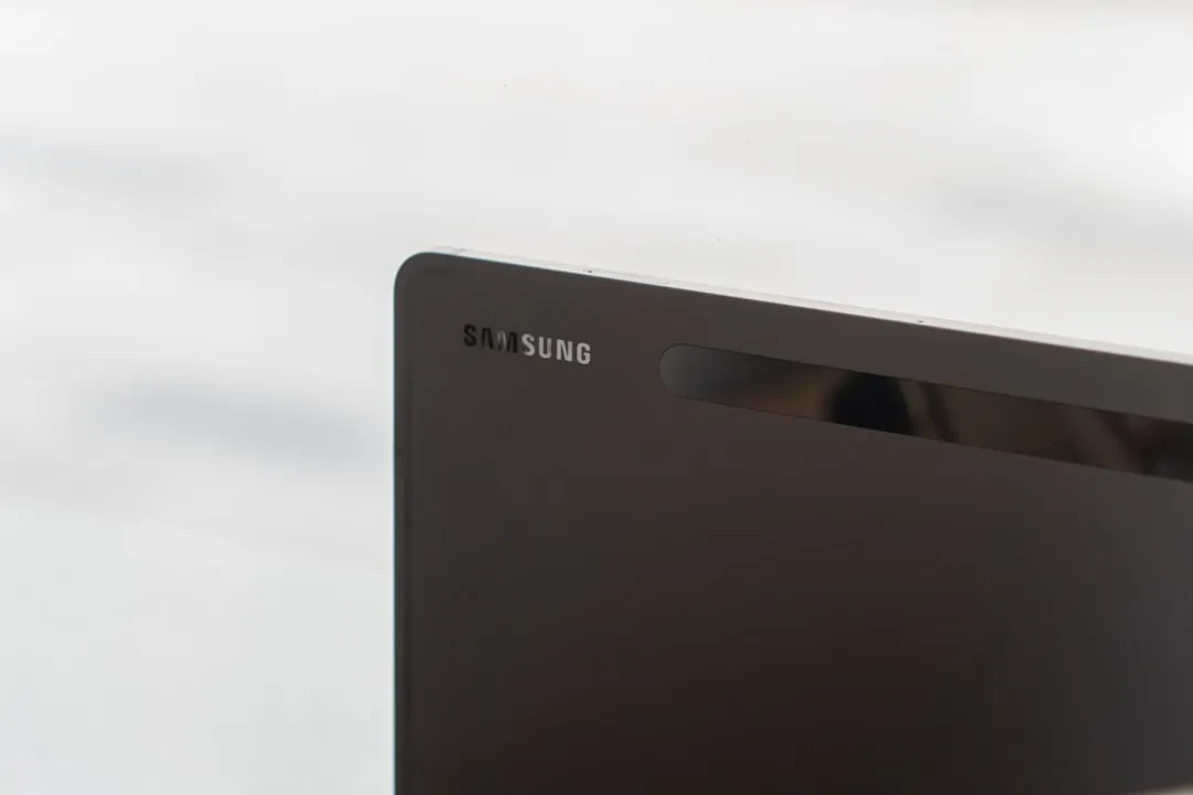 Samsung Lancia i Monitor 2026 con Sconto di 50 Dollari e Crediti Extra