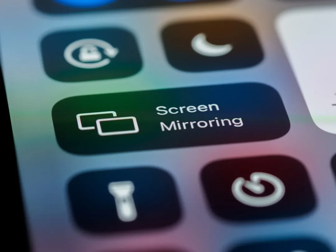 macOS 27 Golden Gate: Three New Features for iPhone Mirroring That Change the Game