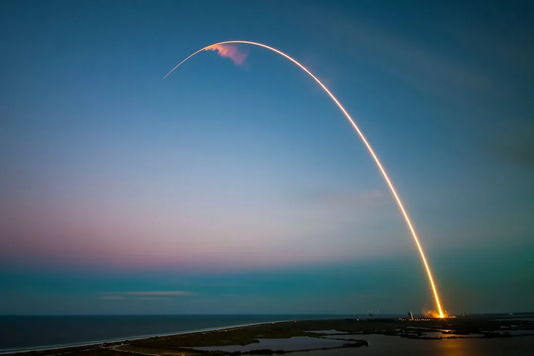 Investitori cinesi con legami militari hanno acquisito azioni SpaceX prima dell'IPO