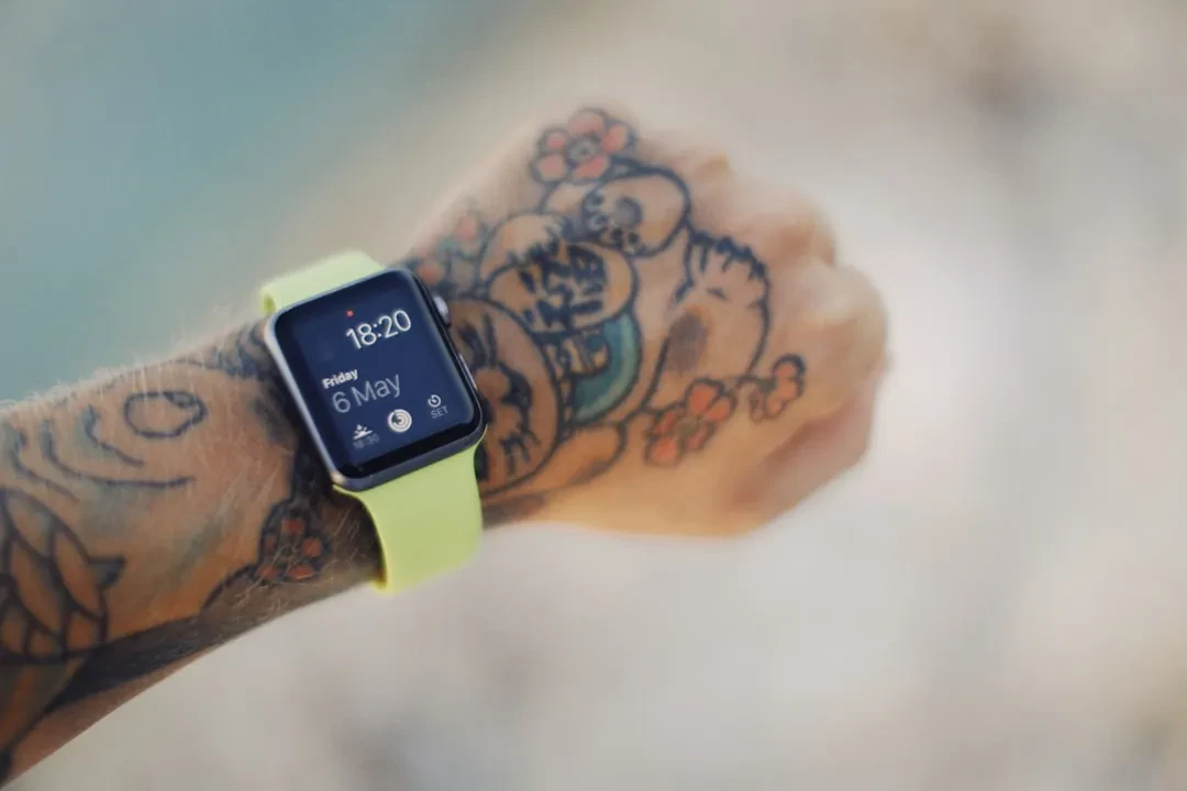 Do Fitness Trackers Work with Tattoos? Challenges and Solutions for a Common Issue