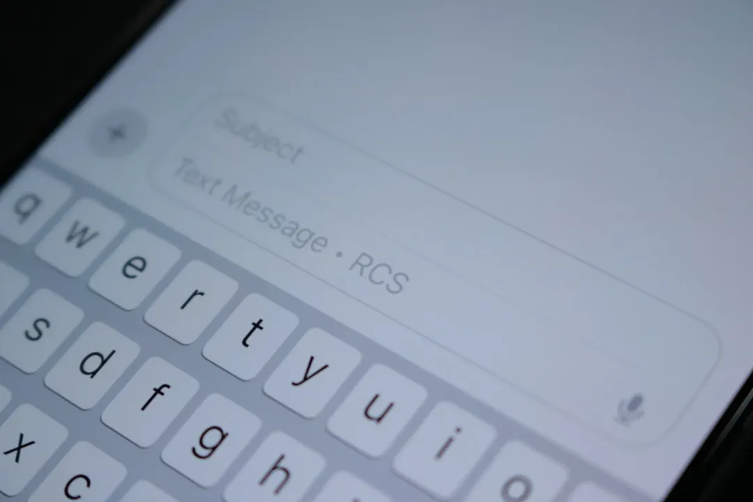 iOS 27 Beta 2 aggiunge le risposte inline alle chat RCS tra iPhone e Android