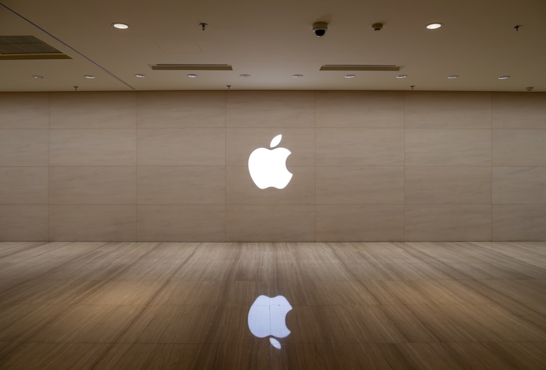 Apple aumenta i prezzi di Mac e iPad su tutta la linea, risparmiando per ora gli iPhone