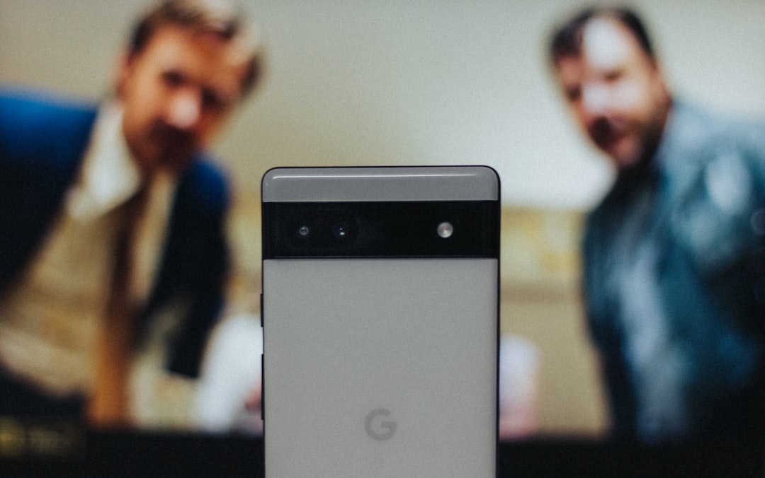 Google Photos Adds Option to Disable Annoying Shimmer Effect on Stickers