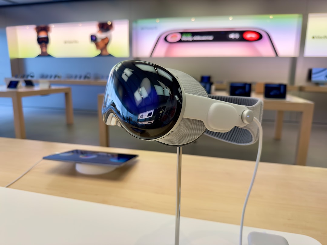 Paul Meade lascia Apple per OpenAI: guiderà la nuova divisione hardware dell'azienda di Sam Altman