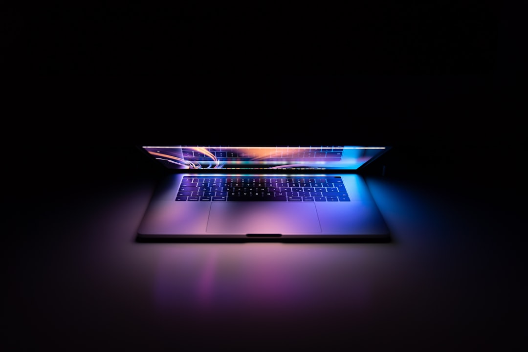 Apple lancerà il MacBook touchscreen con chip M5 Pro e M5 Max entro fine 2026