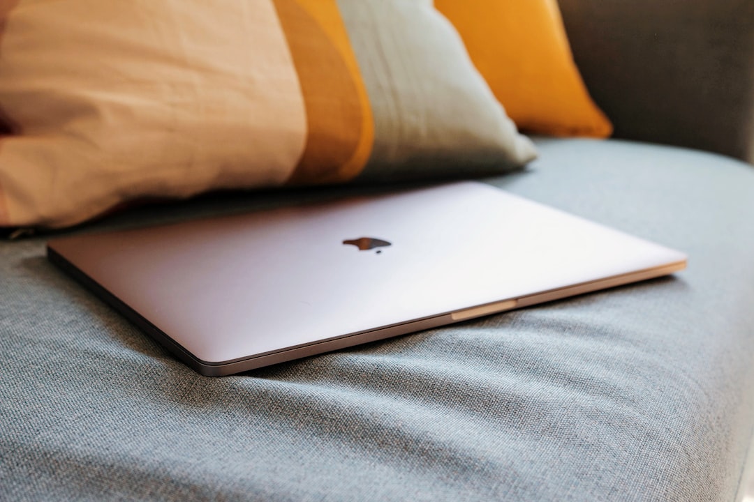 Apple aumenta i prezzi di Mac e iPad fino al 20% a causa della crisi delle memorie per AI
