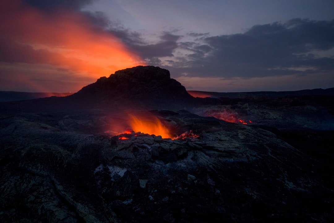 19th iPhone Photography Awards Crowns a Volcanic Eruption in the Cayman Islands