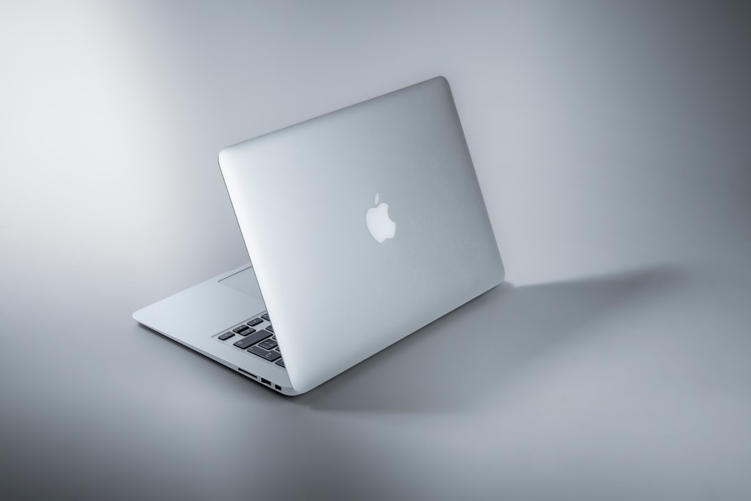 Apple Brings Redesigned MacBook Pro with M7 to Entry-Level Model by Spring 2027