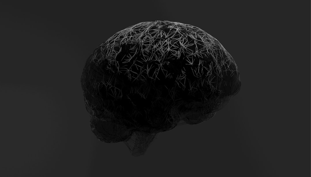 Anthropic svela il ragionamento nascosto di Claude — mentre OpenAI punta alla super app. Chi protegge le PMI europee?