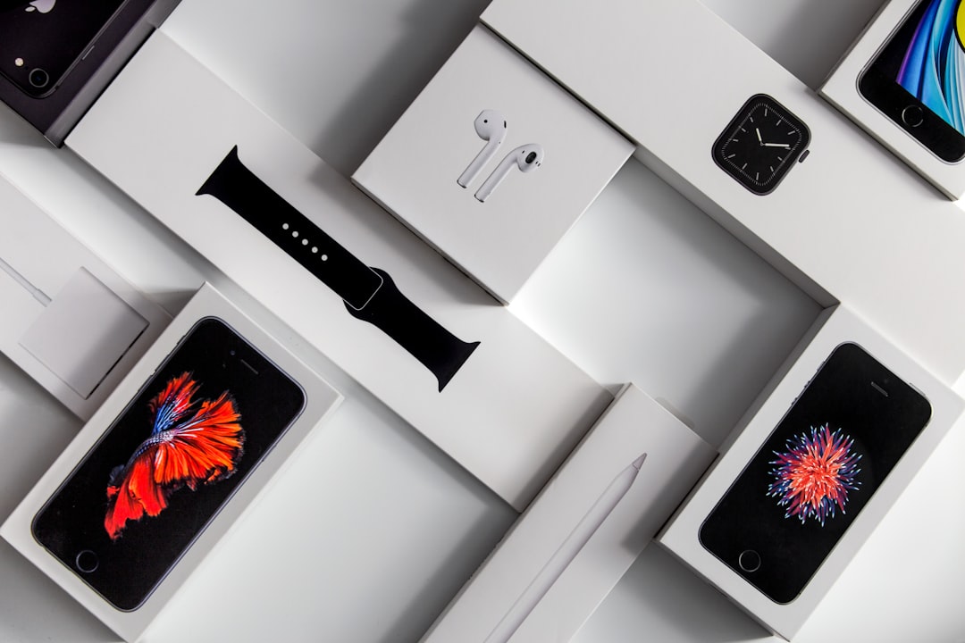 Apple aumenta i prezzi di hardware servizi e Apple Music ecco le ragioni dietro i rincari