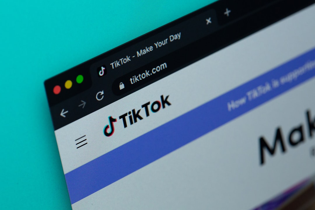 Dipendenti federali USA riottengono l'accesso a TikTok sui dispositivi di lavoro dopo l'accordo Oracle