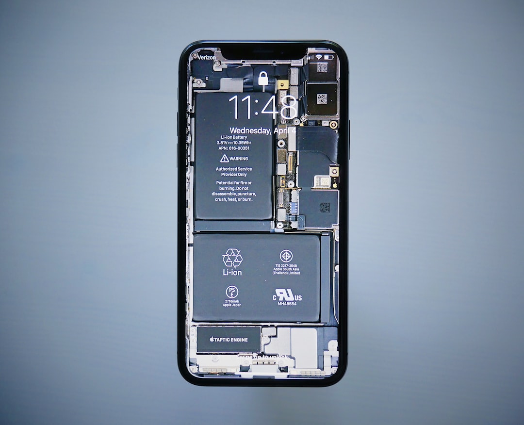 iPhone 16 e 17 possono durare oltre 5 anni ma la batteria e iOS impongono limiti