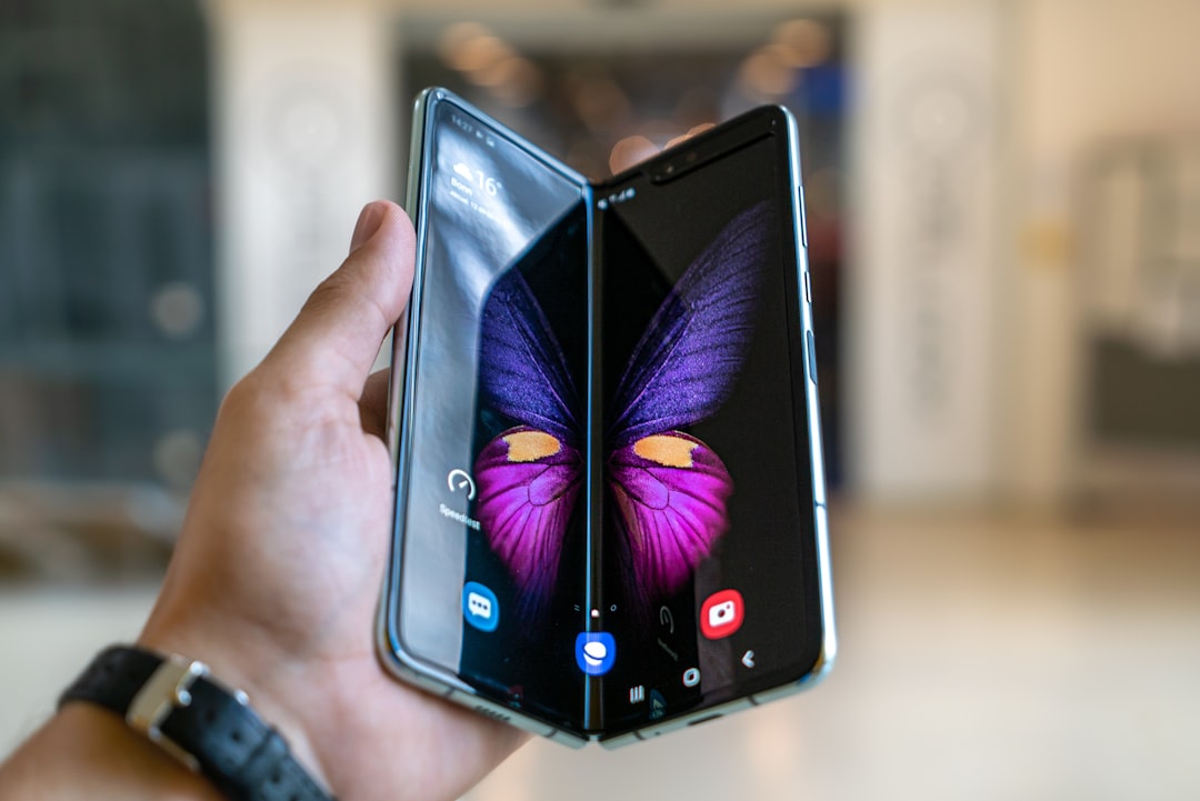 Samsung lancia Galaxy Z Fold 8 Ultra con fotocamera da 200MP e batteria da 5000mAh a 2099 dollari