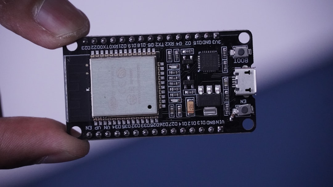 Uno sviluppatore egiziano crea un dongle anti-pubblicità da 5 dollari con tecnologia ESP32-C3