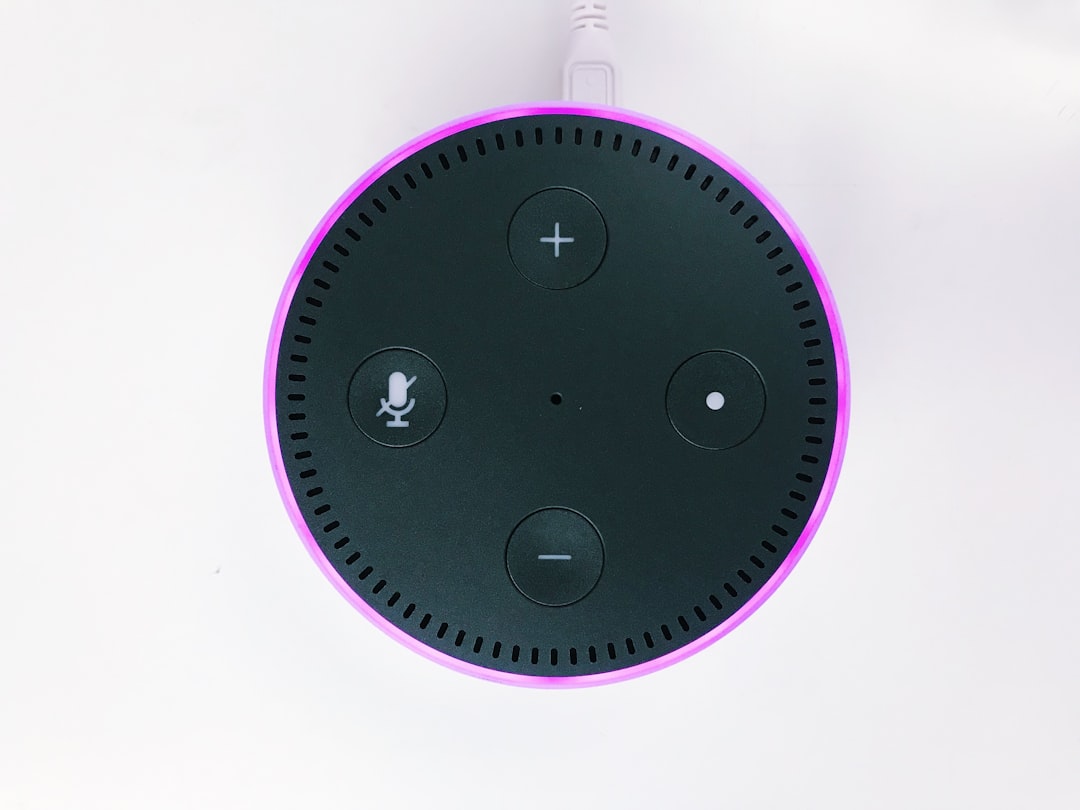 Amazon Alexa down per un'ora – interruzione colpisce smart speaker e notifiche Ring