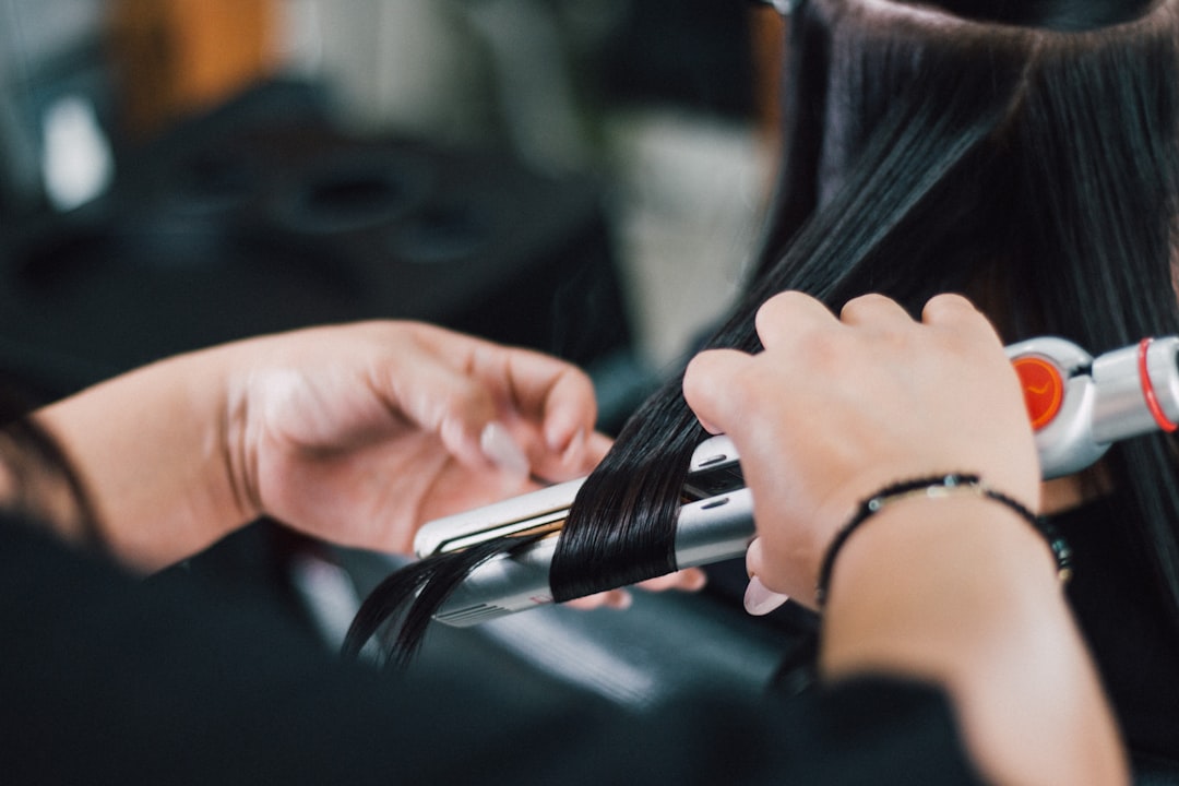 Shark Beauty lancia due nuovi styler wet-to-dry in Australia e sfida Dyson sul mercato degli asciugacapelli