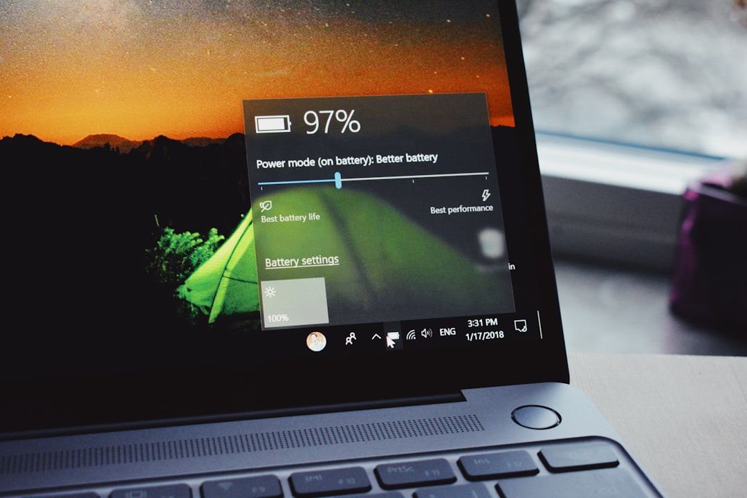 Laptop battery vs AC power test: Intel, Apple, Qualcomm outperform AMD in performance stability