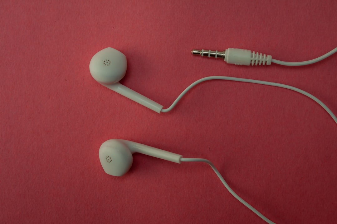 Dopo dieci anni dall'iPhone senza jack, questi sei smartphone mantengono la porta audio da 3,5 mm