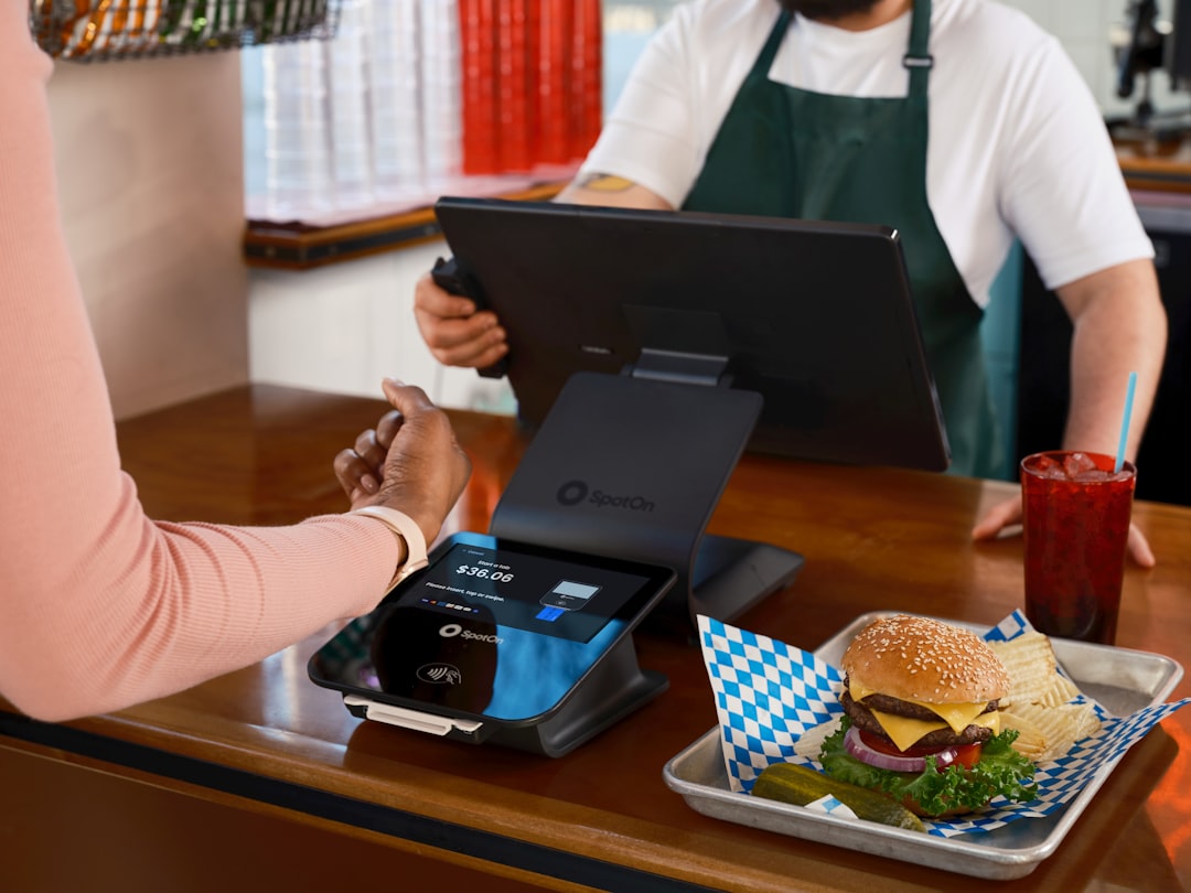 AI conquers the drive-thru as 6% of US fast food joints now use voice bots