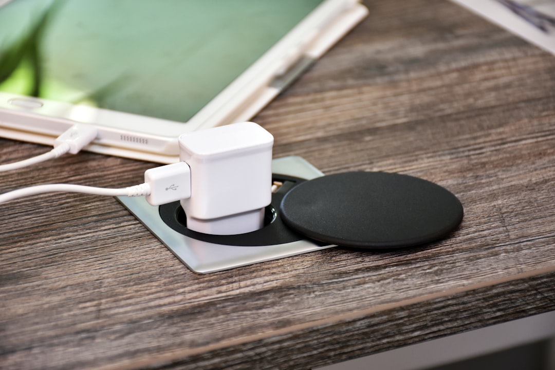 Anker Prime 200W Price Drop on Amazon Declutters Desks While Powering Six Devices