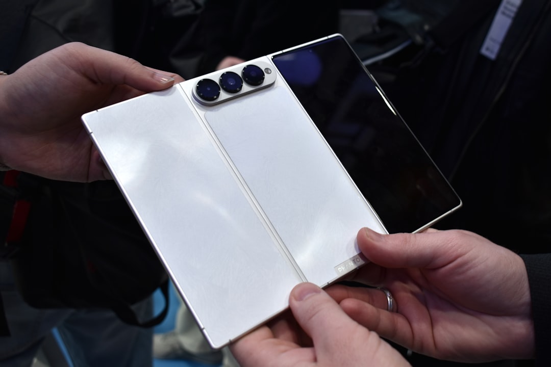 Google anticipa Pixel 11 Pro Fold con un teaser e apre i pre-ordini il 12 agosto