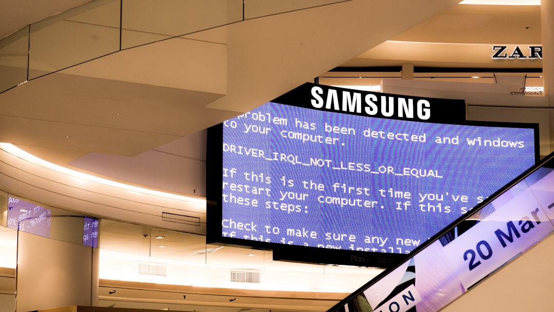 Samsung 32-Inch M8 Smart Monitor Hits Record-Low $349.99 on Amazon