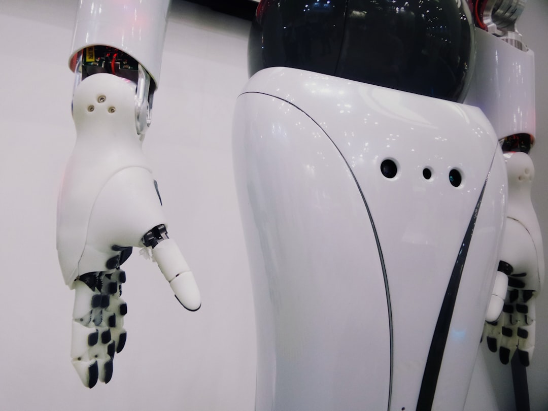 Trump limita i robot umanoidi USA — l'Europa non può farsi trovare impreparata