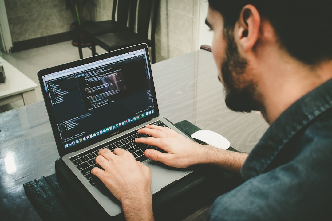 Apple limita i report di Bug Bounty dopo una valanga di falsi bug generati dall'intelligenza artificiale