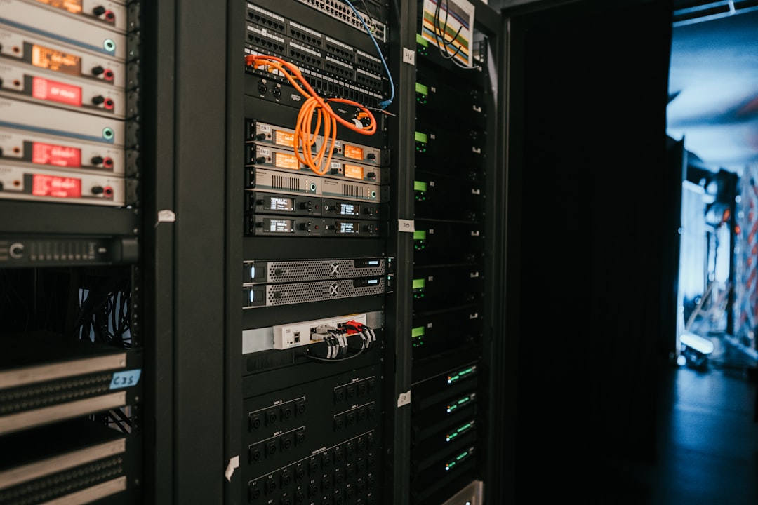 Texas Halts 1,800 Data Centers with Grid Connection Moratorium