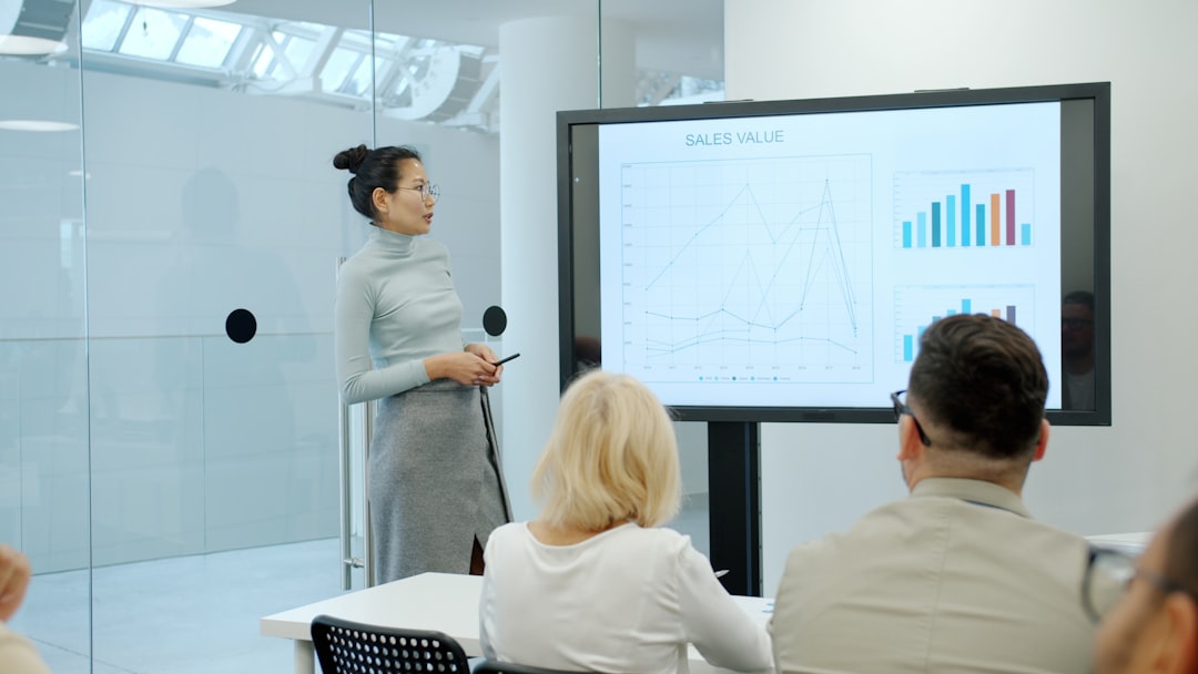 Data Storytelling per il Fatturato — Come Presentare i Dati per Far Decidere i Clienti