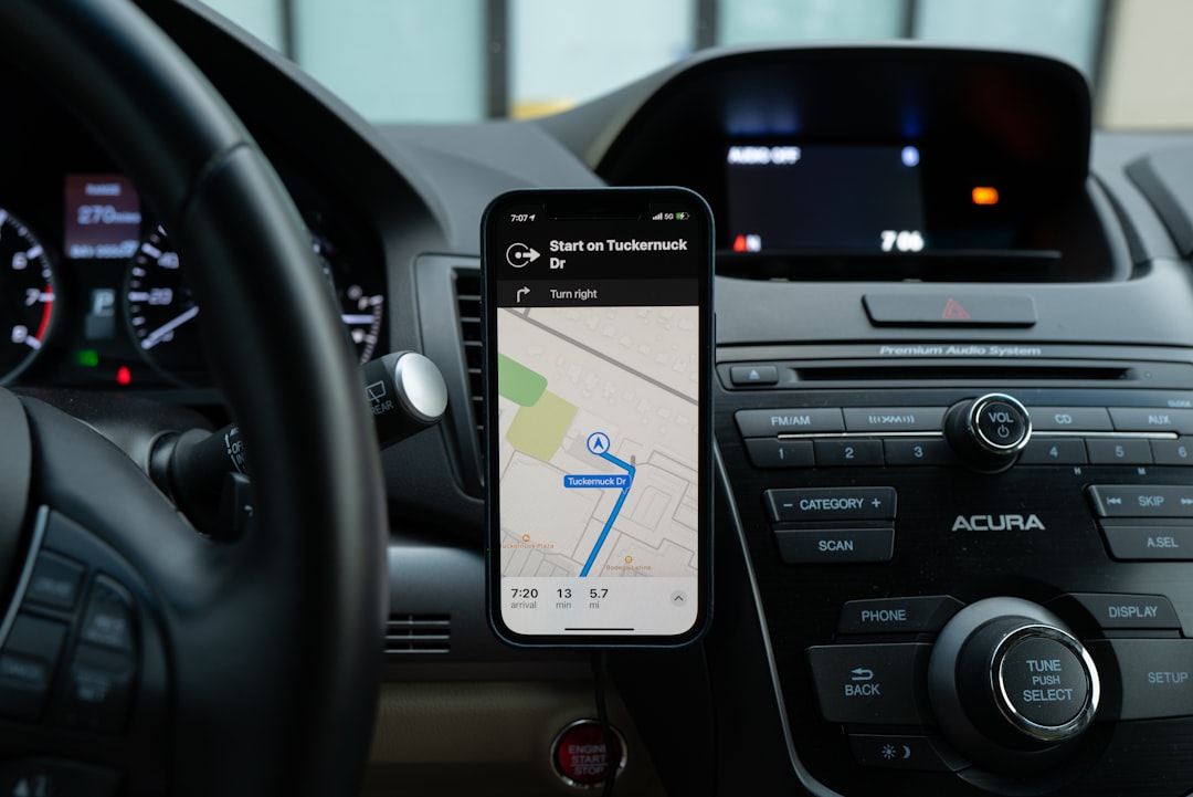 Pixel Tag testato contro 30 tracker Bluetooth — Ecco le 5 funzioni indispensabili che Google deve inserire