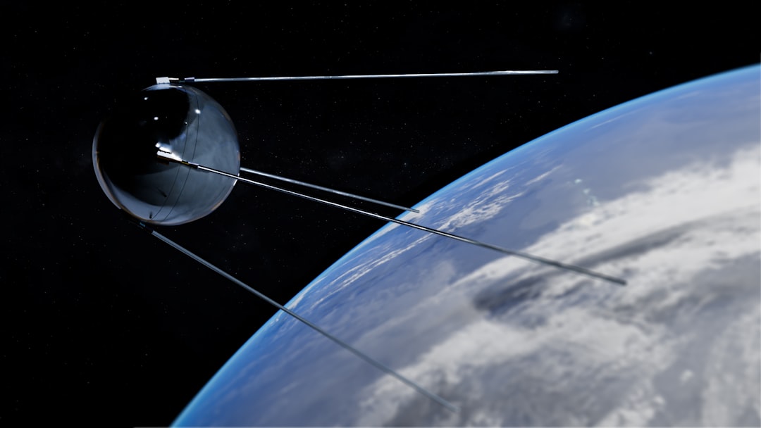 Intel propone data center orbitali per gestire migliaia di satelliti LEO con una rete a due livelli